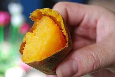 紅薯、柿子和雞蛋同食會(huì)中毒？營養(yǎng)師揭曉真相，薯類銷售不受影響